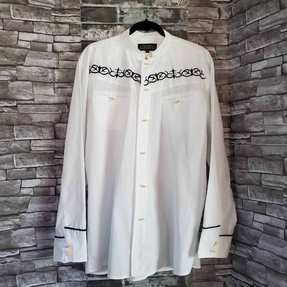 Jaripeo Embroidered‎ White Charro Shirt With Tusk Buttons Long Sleeves Size XXXL